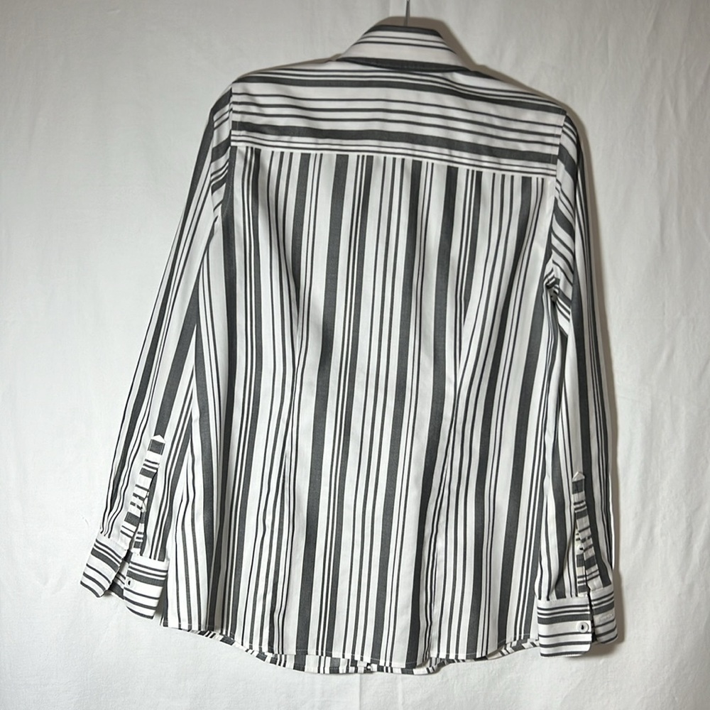 Foxcroft Size 2 Fitted Button Down Striped Shirt - image 4